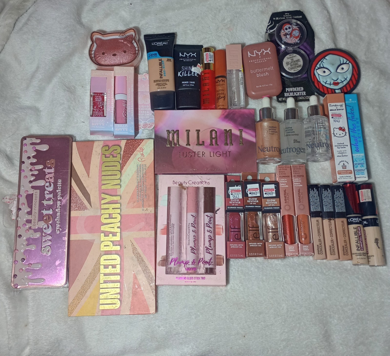 AFFORDABLE MAKEUP (READ DESCRIPTION)