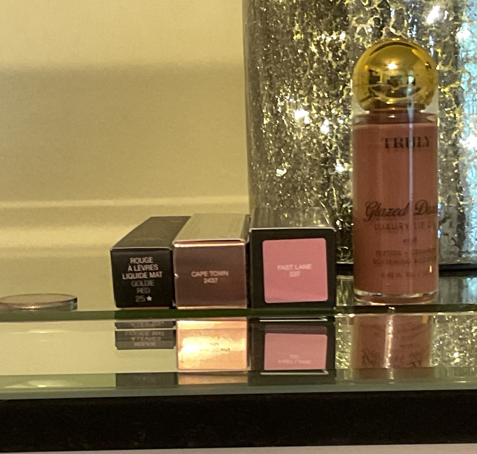 NARS Mixed Lot Lip Products – Glazed Donut Luxury Lip Oil, Cape Town, Fast Lane