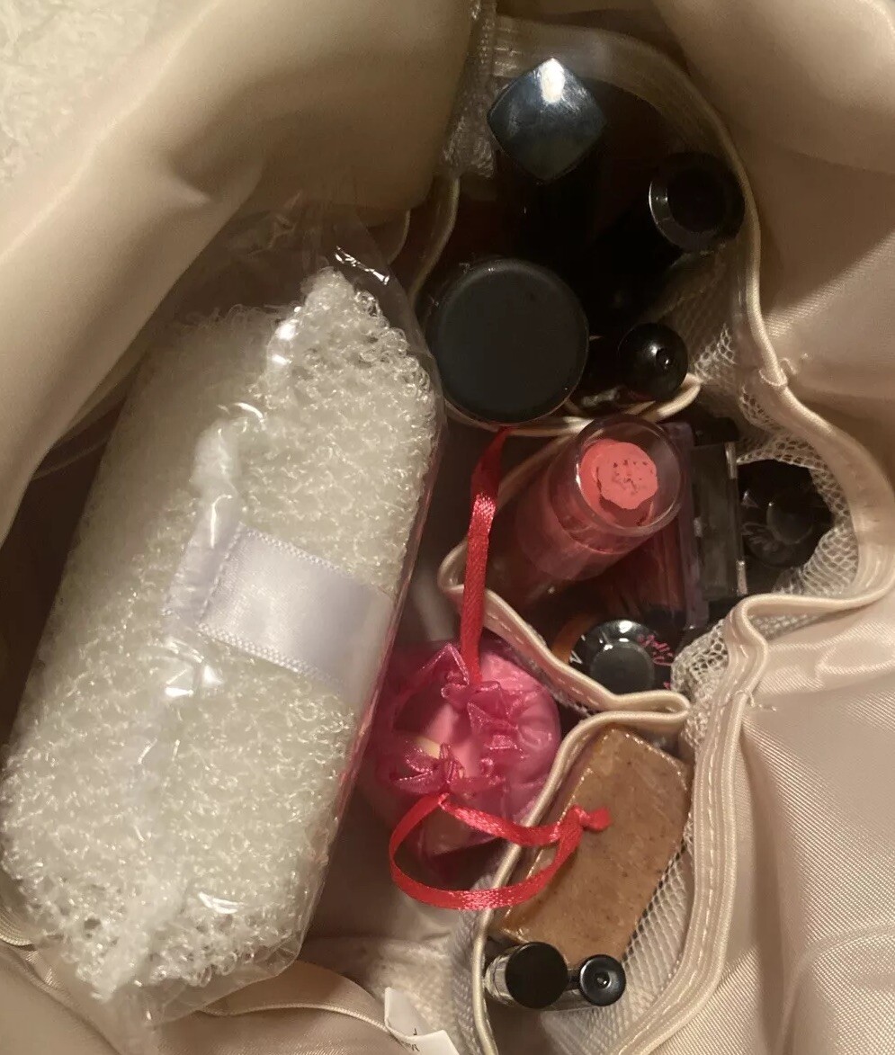 💄lot of beauty 14pc LA girls Makeup Lips Blush Nail Polish BALI SOAP & MORE 🫦