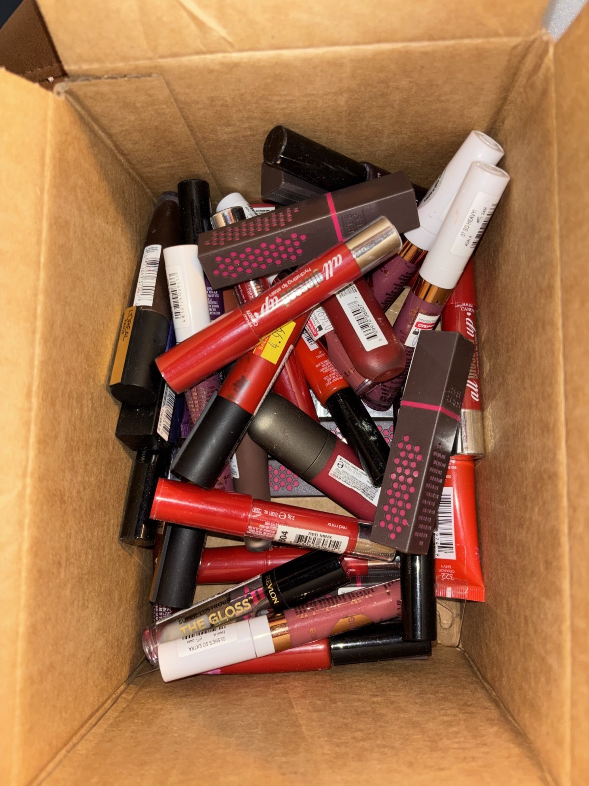 40 Name Brand Mixed Lipstick, LipGloss, Revlon, Maybelline, Burt’s Bees ++++