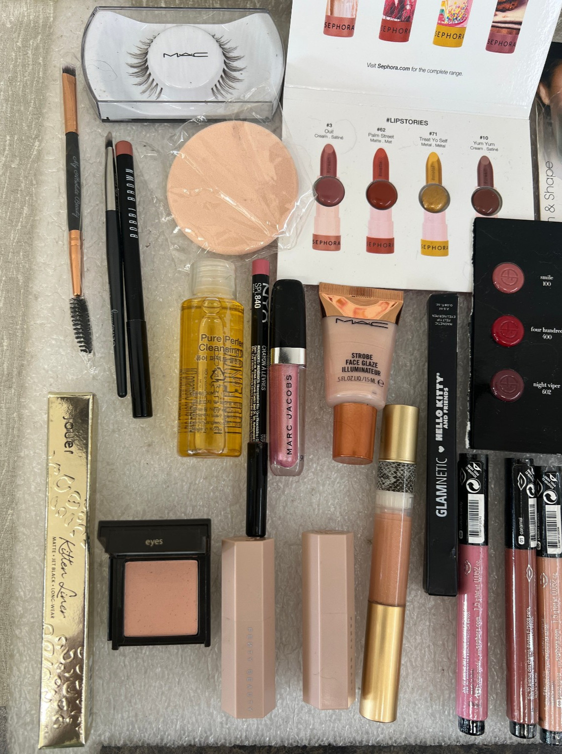 Mixed MAKEUP BEAUTY Bundle Lot of 25 PCS