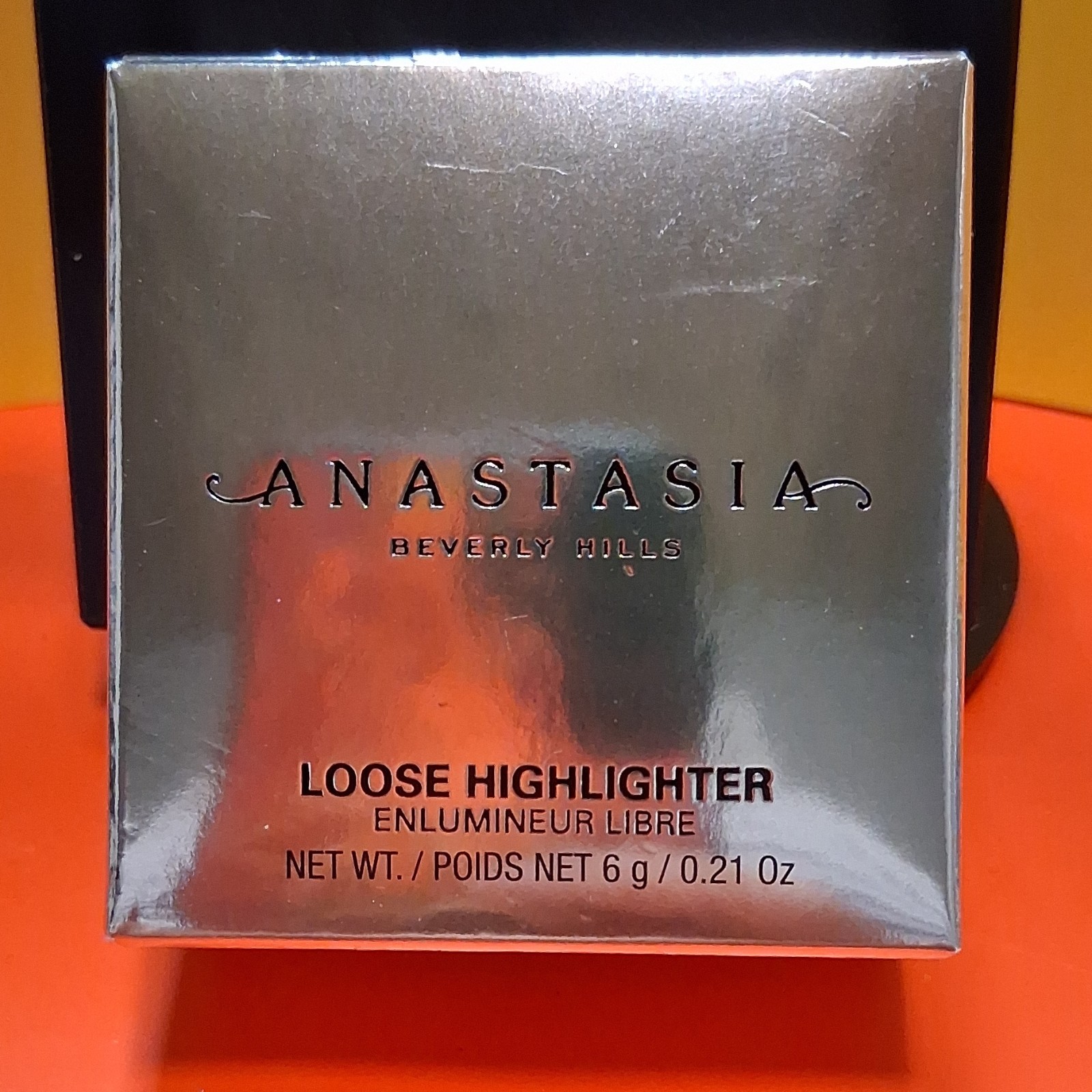 Anastasia Beverly Hills Lipstick Requiem, Highlighter Vegas, Bronzer Rich Amber