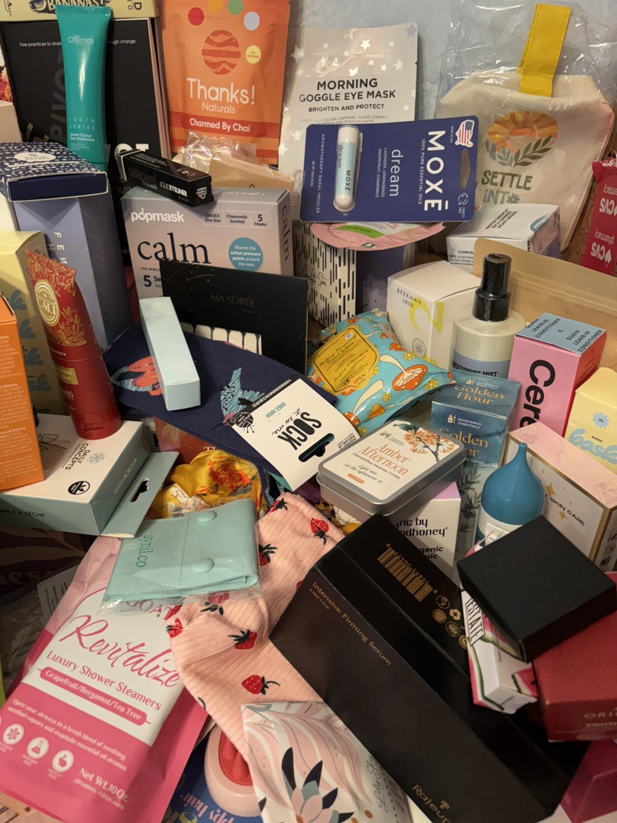 9-12 Luxury Beauty Mystery Box-FULL SIZE-High End-Skincare Body Makeup-BRAND NEW