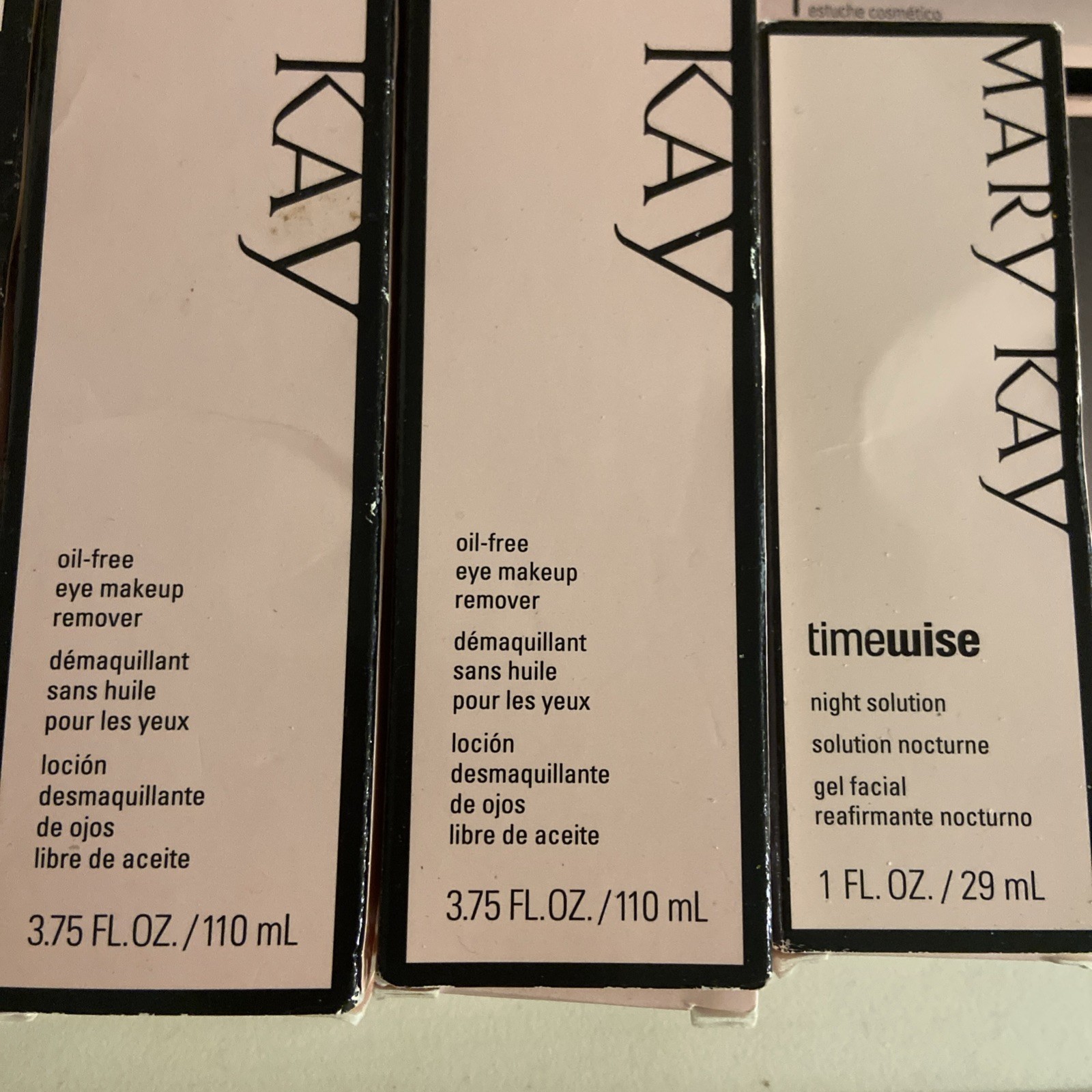 Mary Kay Lot Of 15 piece Makeup Please Look Carefully For The Pictures