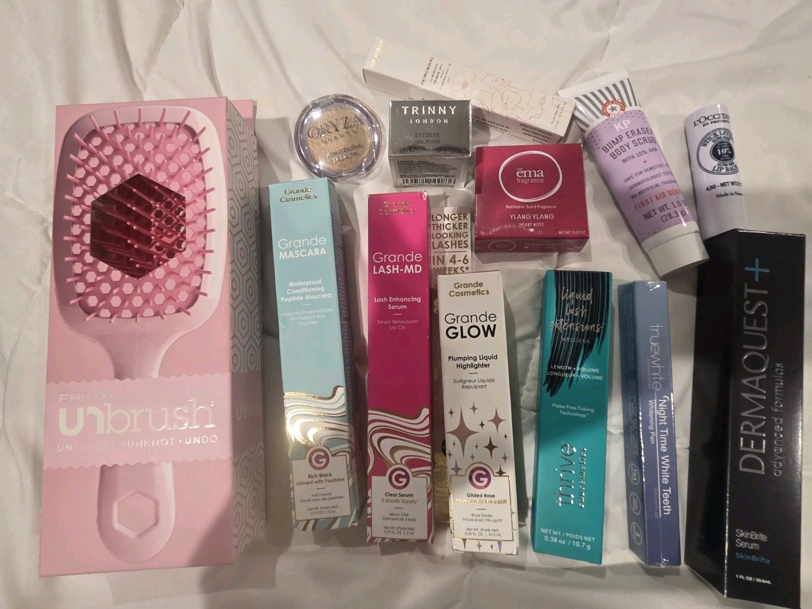 28 Item Beauty Full & Travel Sized Lot RV+ $500
