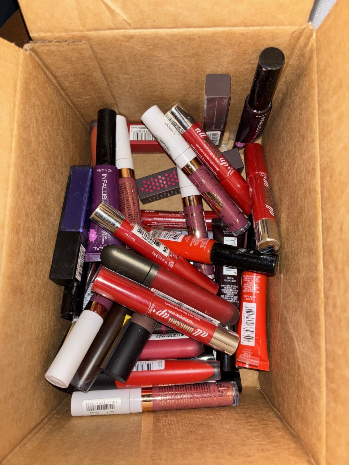 40 Name Brand Mixed Lipstick, LipGloss, Revlon, Maybelline, Burt’s Bees ++++