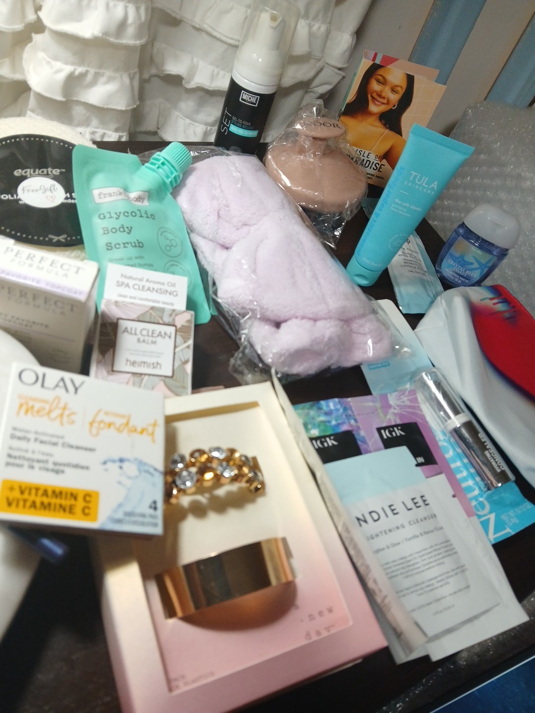 New Makeup, Skincare + Hair Lot Everything Pictured Full + Minis