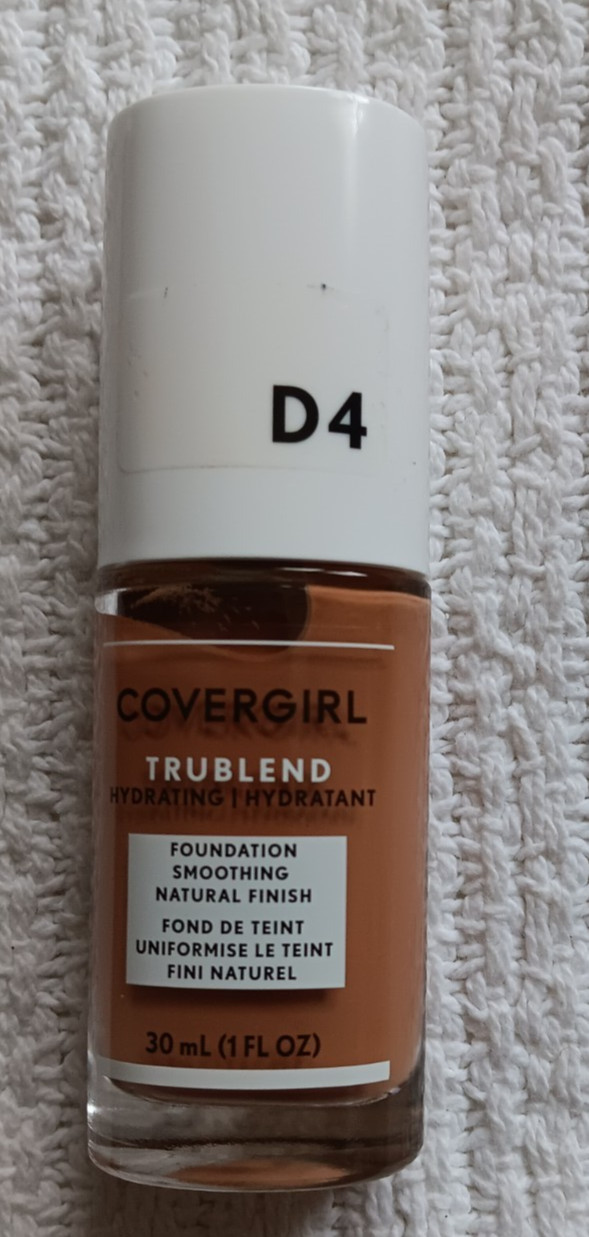 Covergirl Natural Tan T500 Trublend Concealer Classic Tan D4 Foundation Lot