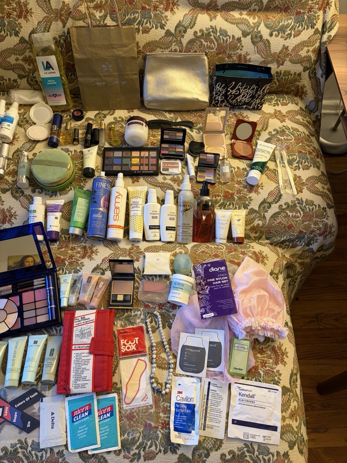 Make Up All Is 15$