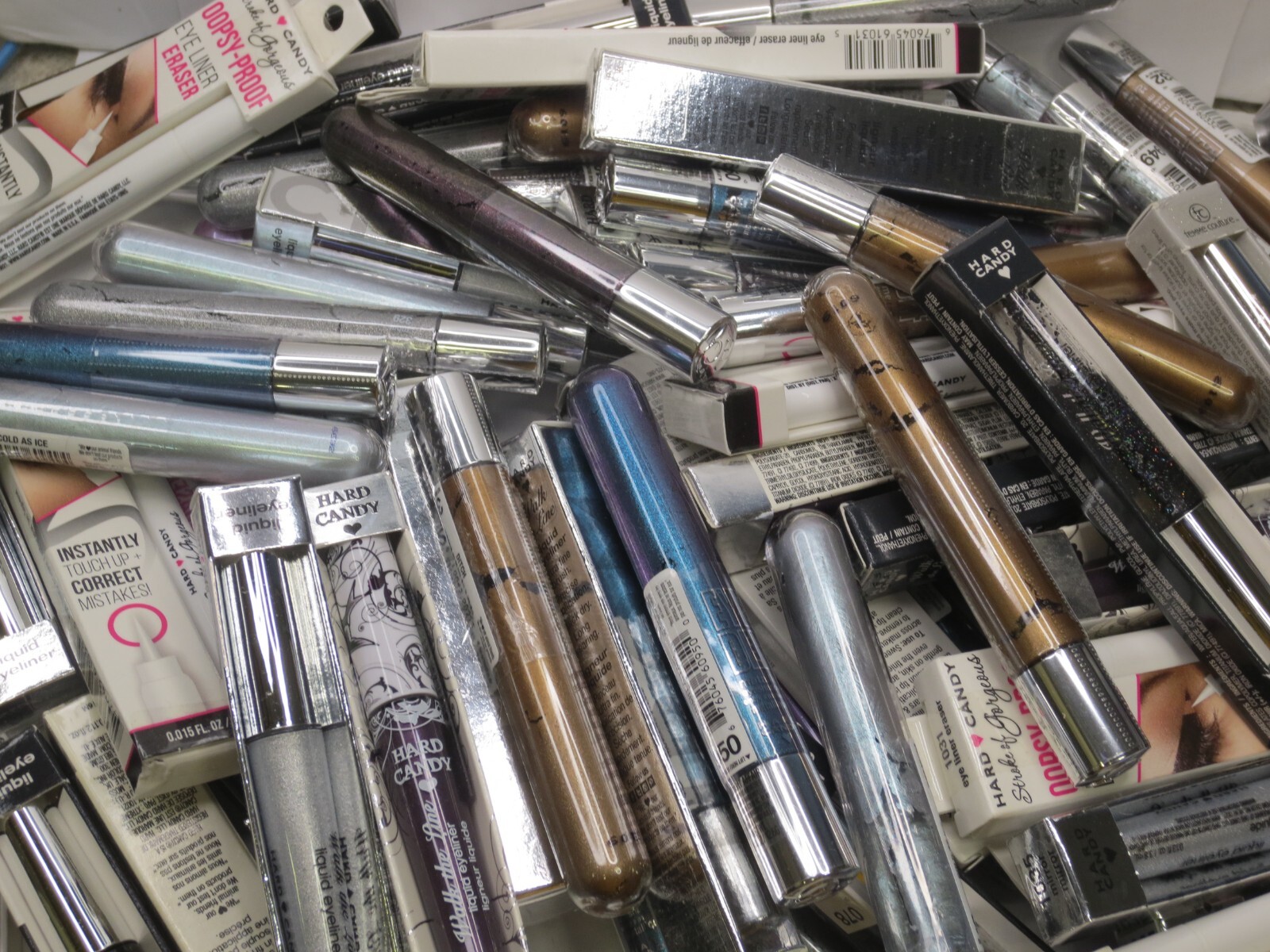 HARD CANDY 10PC MIXED ASSORTED SET OF EYESHADOW & EYE LINERS