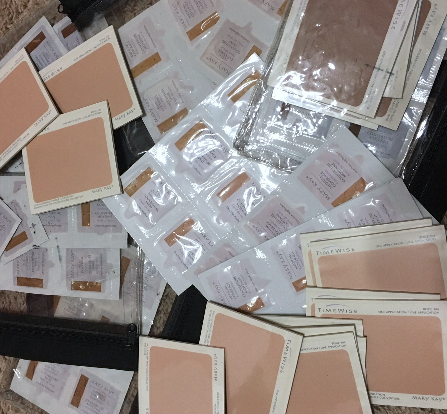Lot of 50 Mary Kay Samples Eye Cheek Lipstick Makeup Foundation (Beige) + Bag