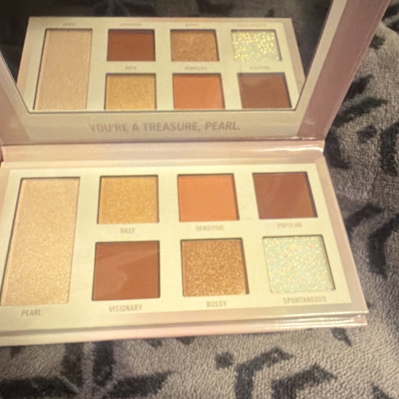 Revolution London & bh Mixed Lot Bronze Gold, Eye Light Shine, Chilled L…
