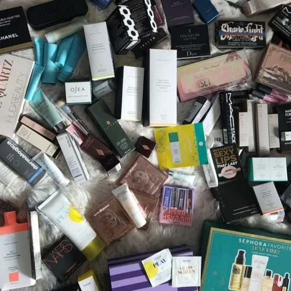 Makeup Lot 10 pcs Mixed Beauty and Skincare High‑End Random items Cosmetic Lot