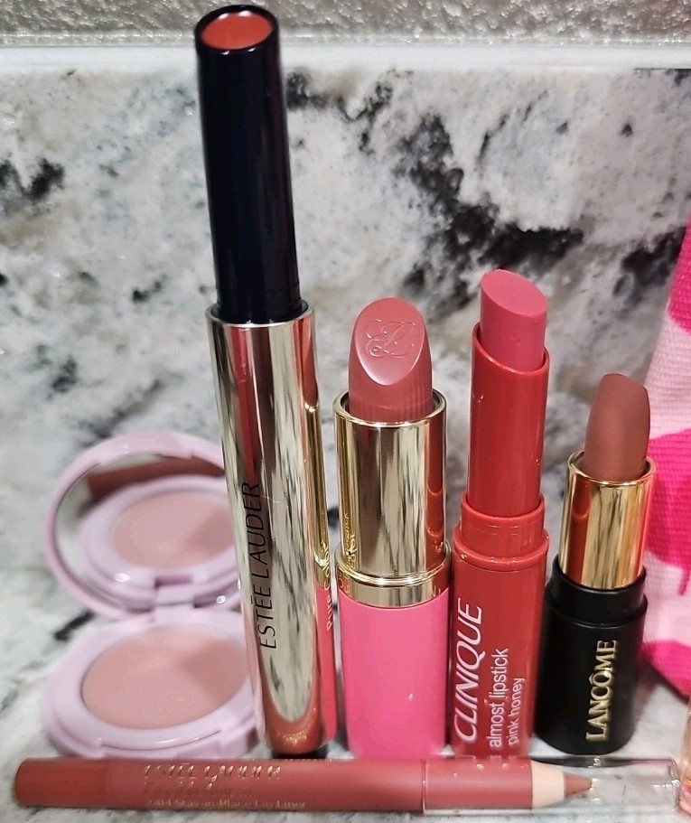 15 Women Lipstick Parfum Lot~ Estee Lauder Beautiful VALENTINO BORN ROMA Lancôme