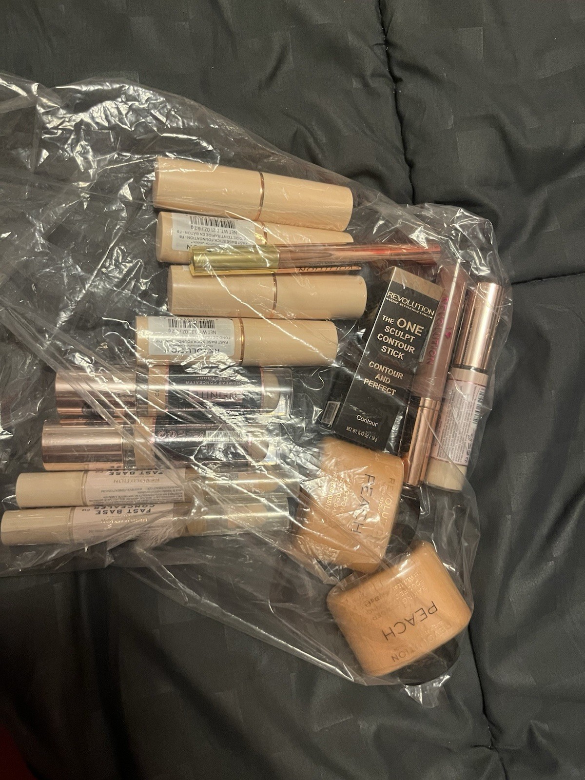Makeup Bundle Revolution
