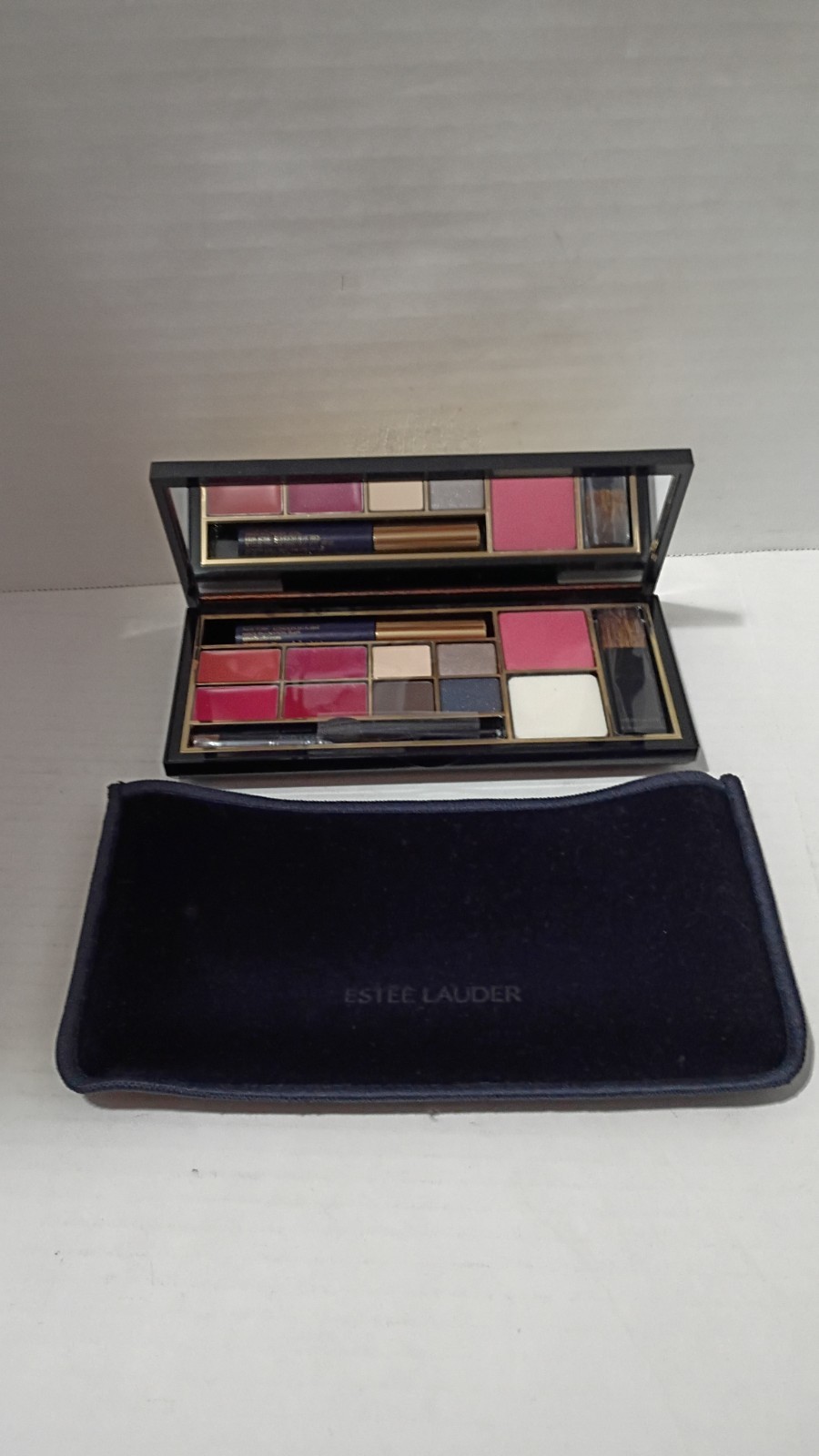 Estee Lauder Expert Color Palette with Velvet Pouch Pure Color NEW