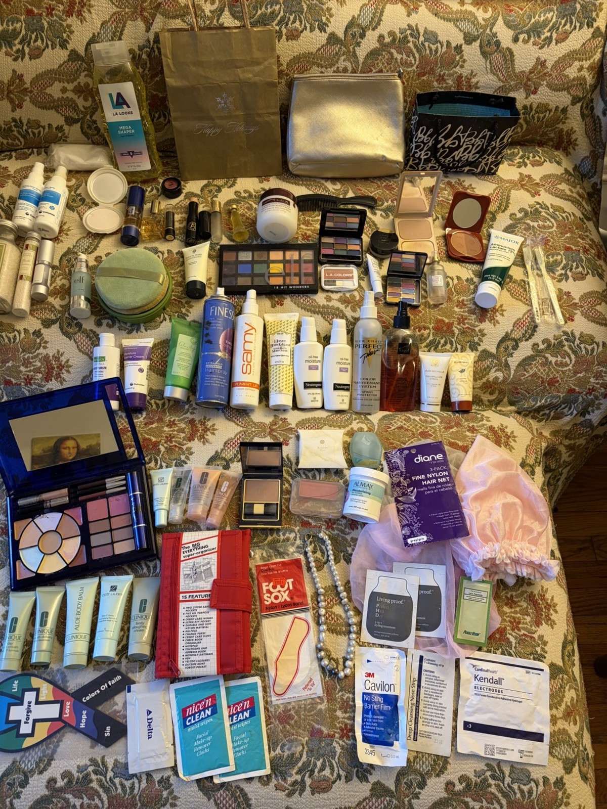Make Up All Is 15$