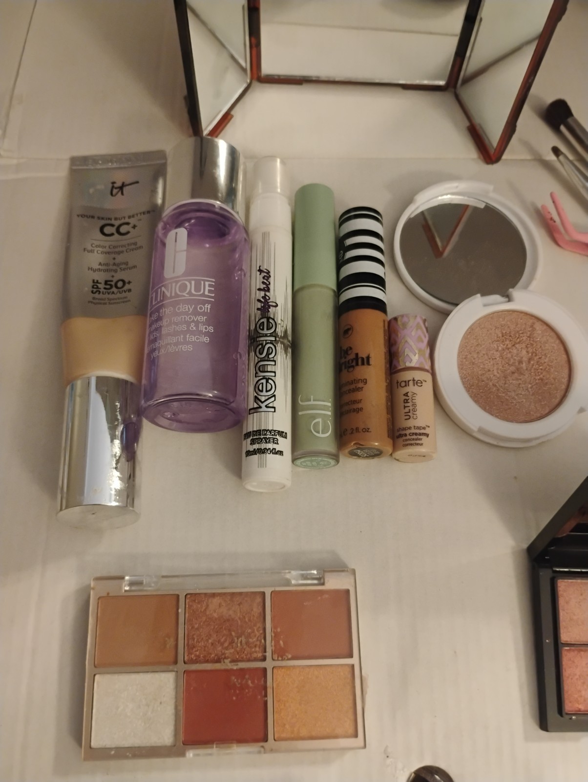 Mixed Makeup & Skin Care Beauty Bundle 29 Pieces, Assorted