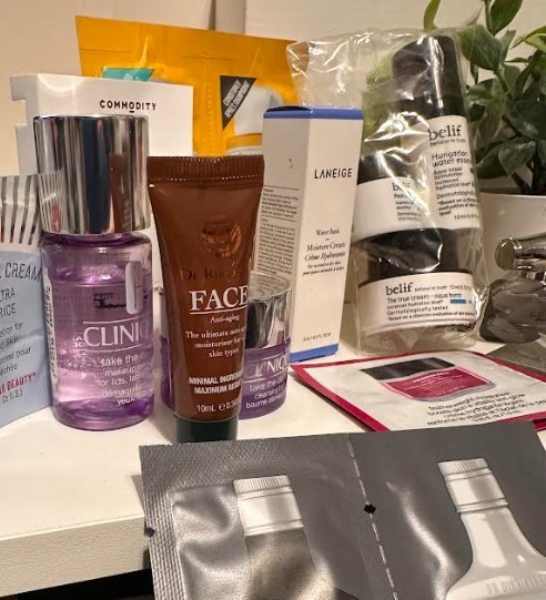 Hello Kitty Bag Makeup Skin Perfume & Haircare Luxury Lot 50+ Trial Size Sample