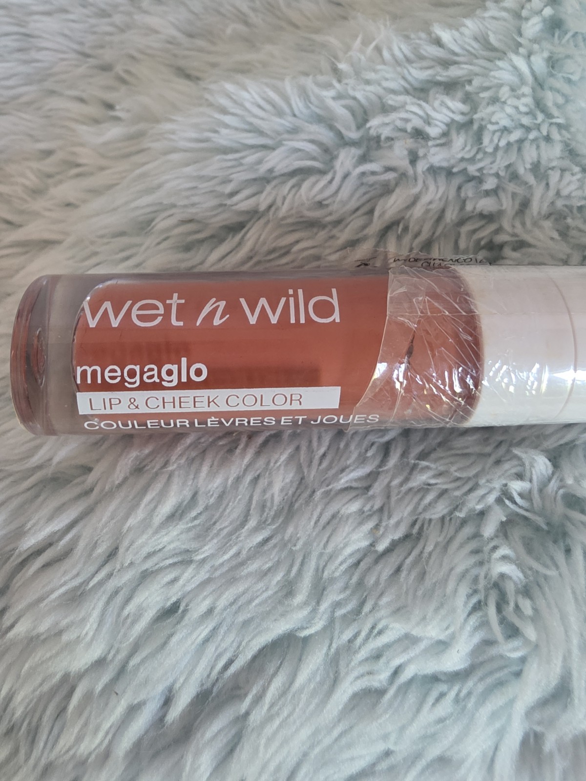 New 4pc Lot Wet N Wild Makeup Bundle – Eye, Lip, Blush, Highlighter