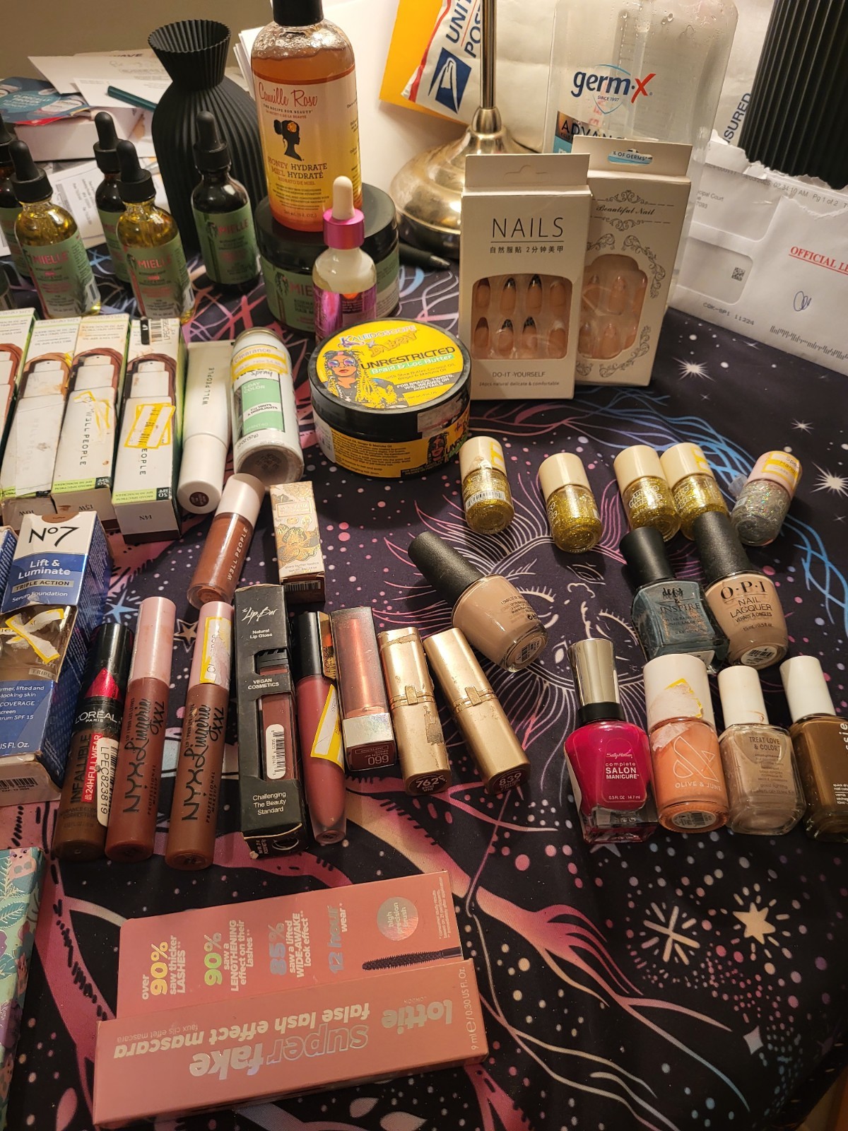 Mixed Beauty & Hair High End Bundle- Brown&Dark Skin Colors Predominantly