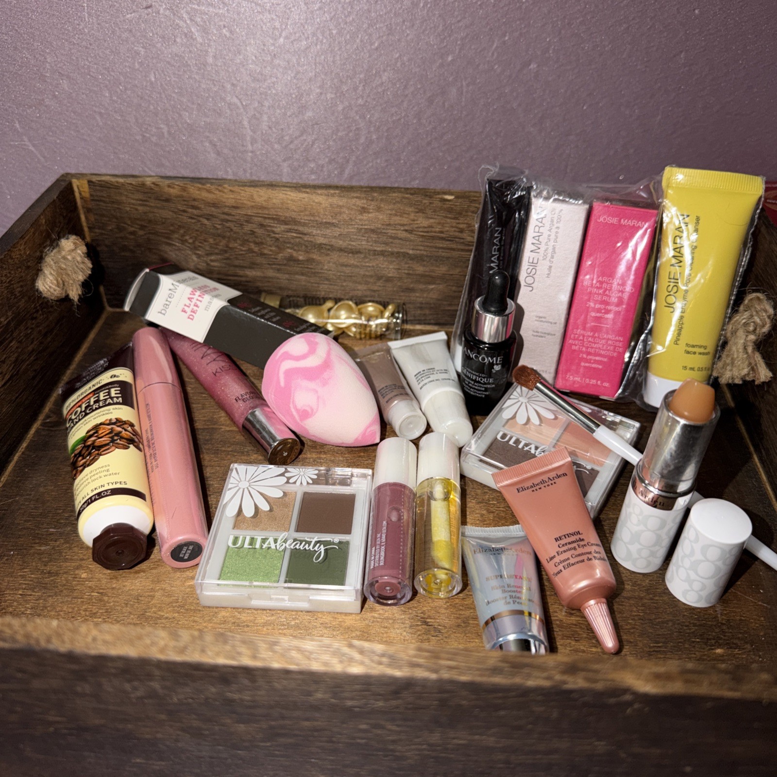 Lot 20 Deluxe / Travel Size Hair,Skin Care, Makeup Beauty Product Samples Bag HH
