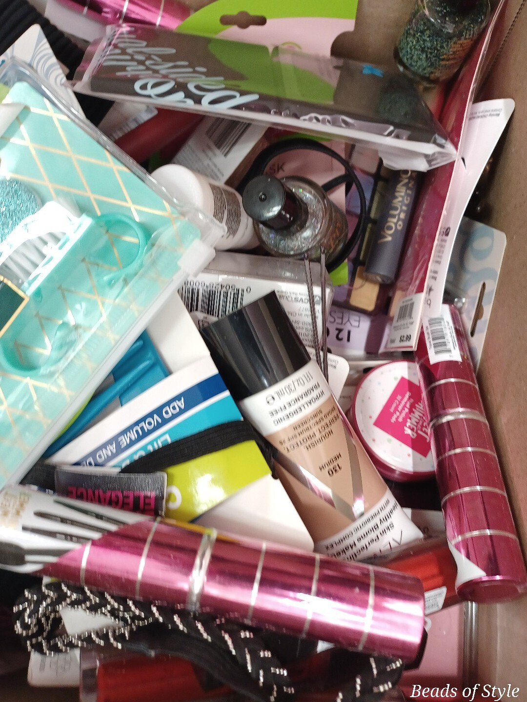 Mixed makeup beauty lot 10 pcs Assorted cosmetic Lot hair skin high end new