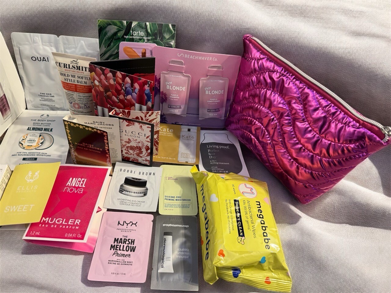 NEW Ulta Beauty 25 Pcs Cosmetic Bag Makeup Skincare Deluxe Samples Gift Set ☑️