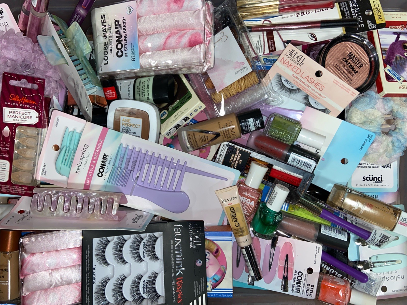 (25 Pcs) Beauty Makeup & Hair Accessories Mixed Brand New!🎀
