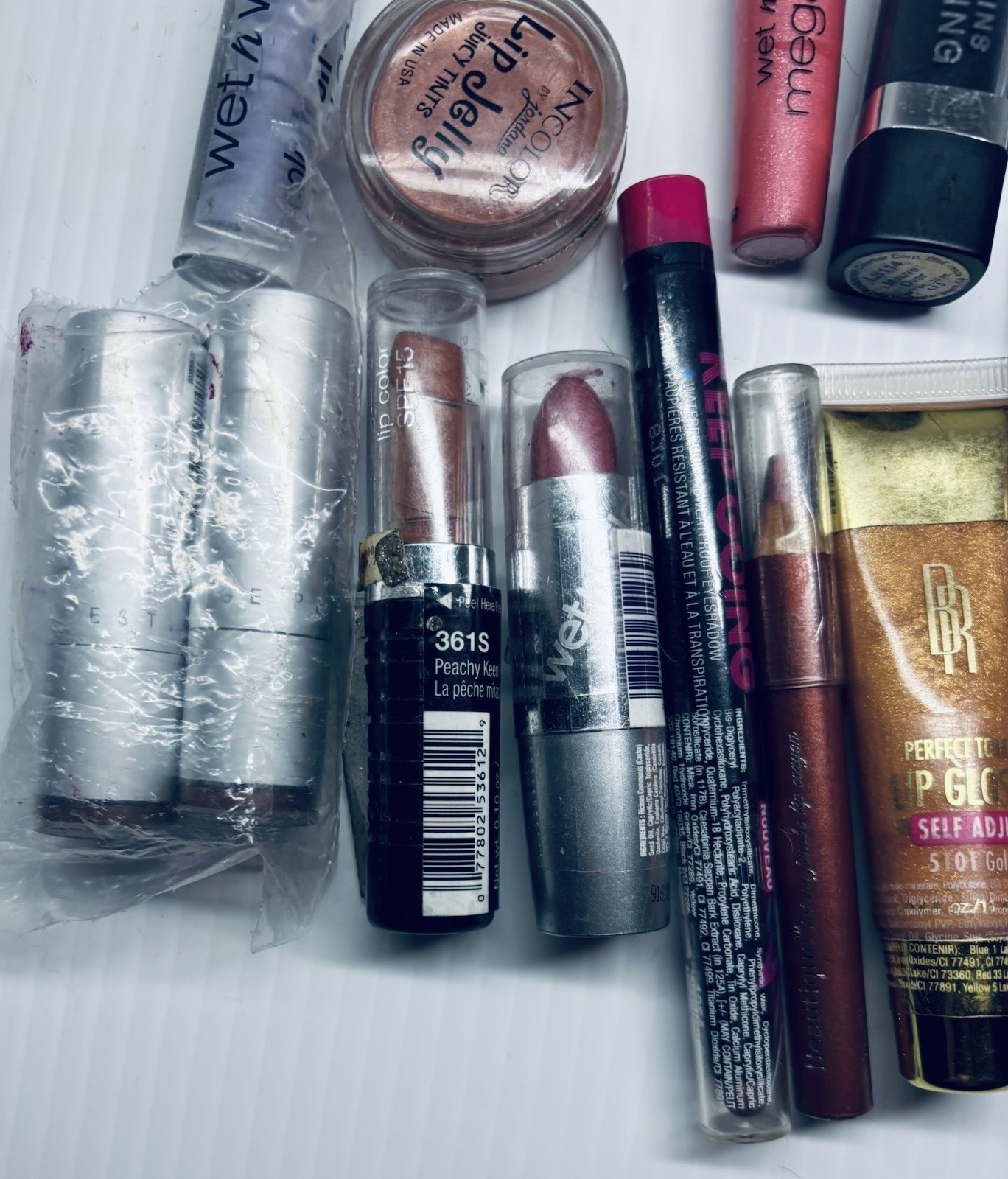 Lot Of Discontinued Collectible Make Up 17 Pcs For Make Up Artists/enthusiasts