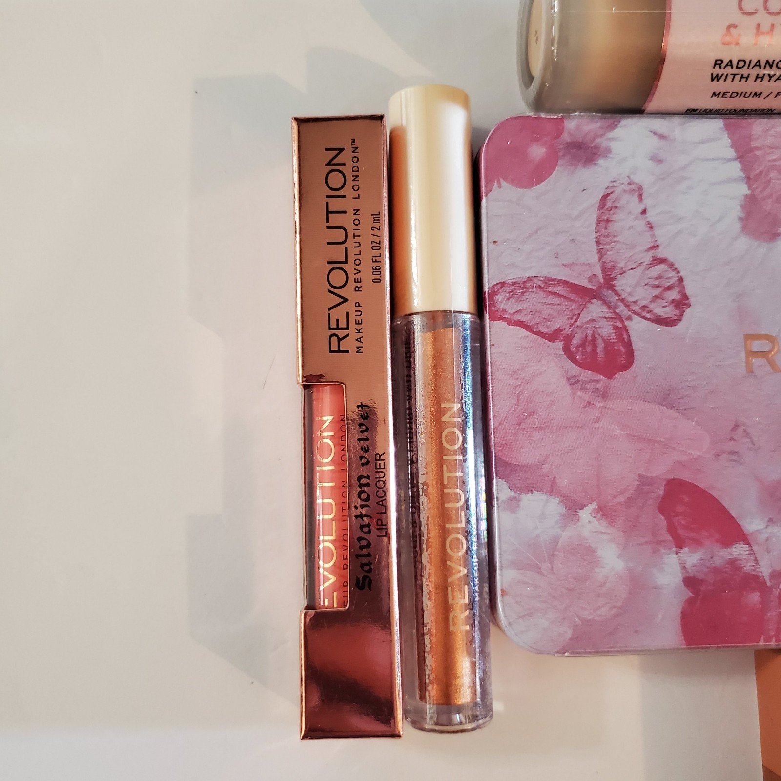 New 8 Piece Makeup Lot Eyeshadow, Concealer, Foundation, Lip Gloss, Highlighter