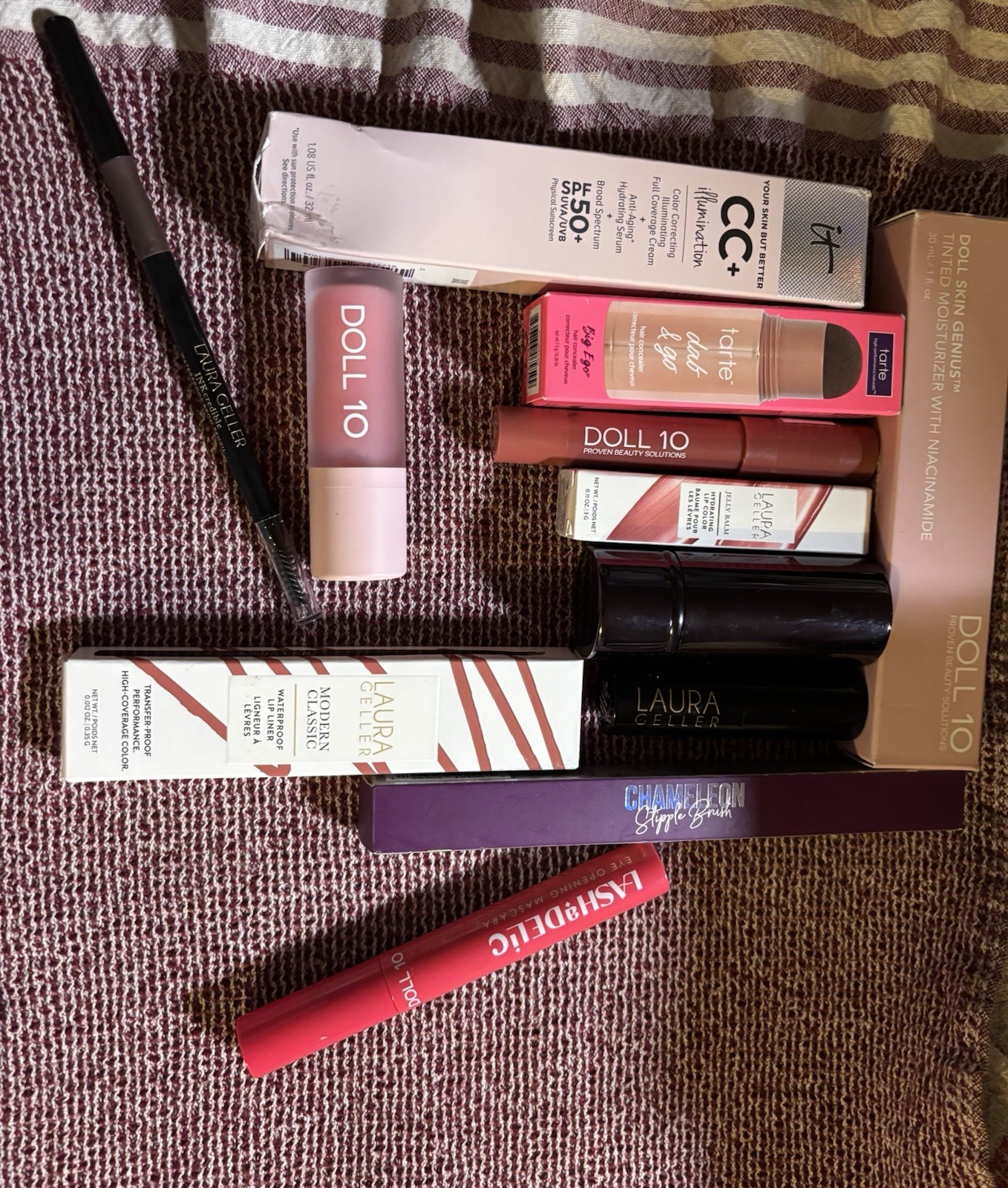 Assorted Makeup Lot: IT Cosmetics CC+ Cream, Doll 10, Laura Geller, Tarte, 12 pc