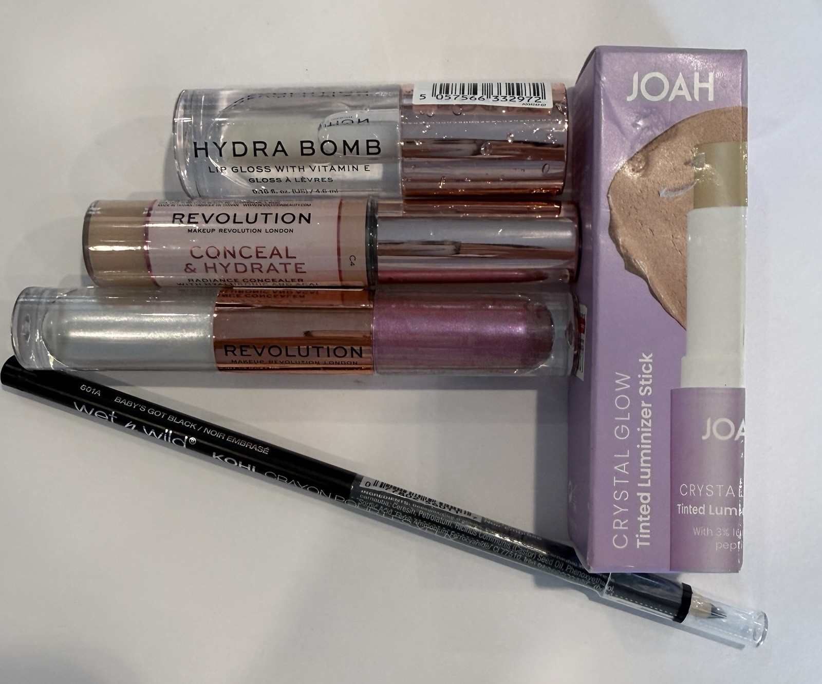 Mystery Makeup Box Bundle | L’Oréal CoverGirl Revolution JOAH Beauty Set