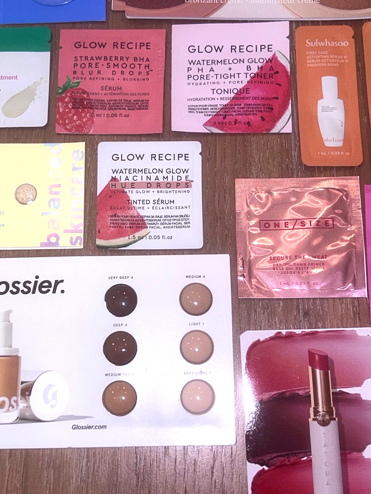 Mixed Lot of High End Sample/Trial Size Hair, Make-up & Skin Care Lot – 33 NEW
