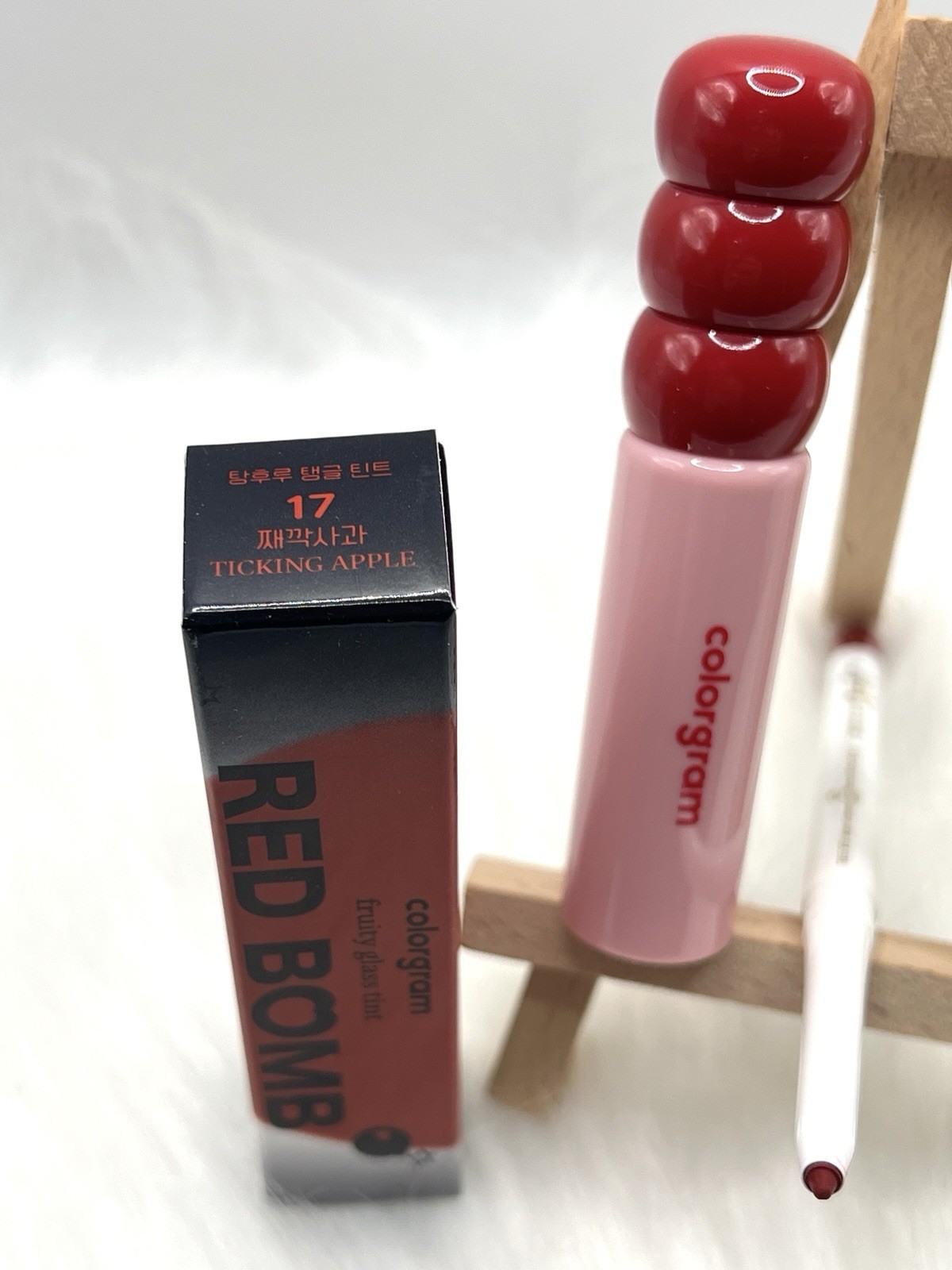 Colorgram RED BOMB 17 Ticking Apple + Belle Beauty TRUE RED Kisser Fixer Lip Duo