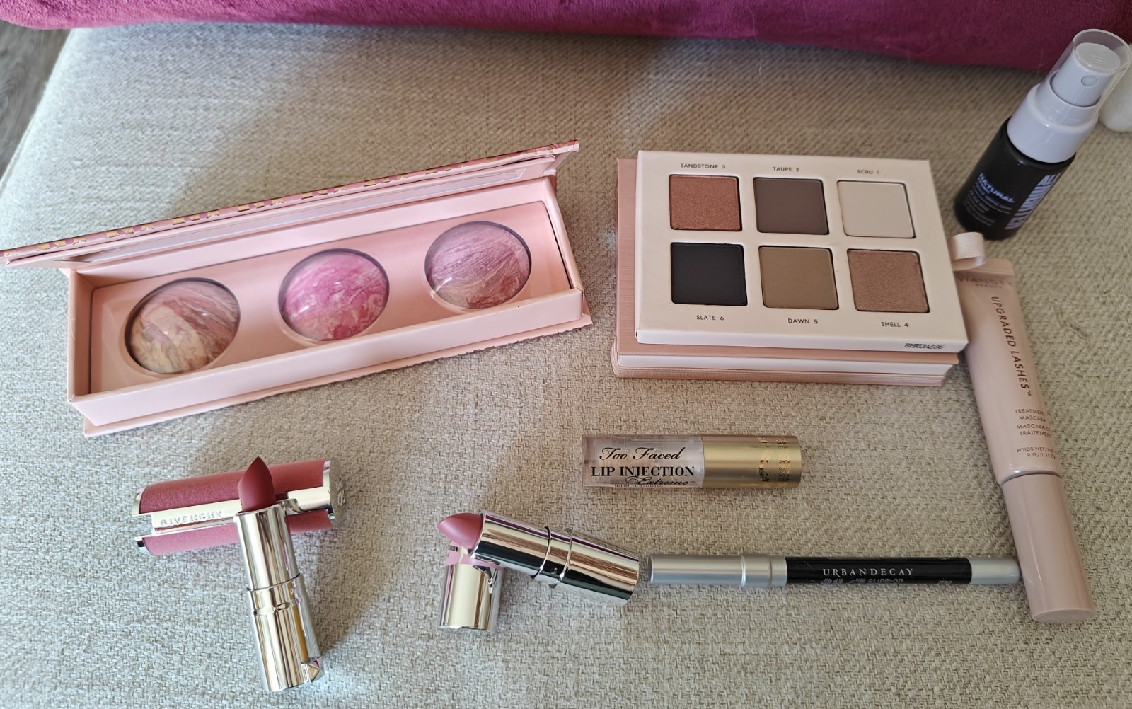 Beauty Bundle Feat: Two-faced, Wander, Urban Decay, Ysl, Givenchy, BareMinerals+