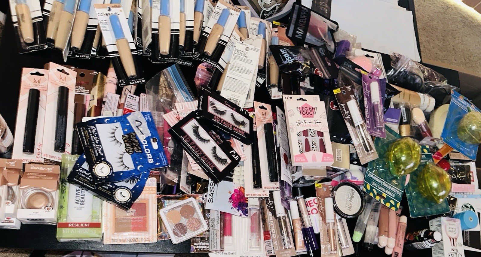 25 Pieces All New Mix Cosmetic Lot