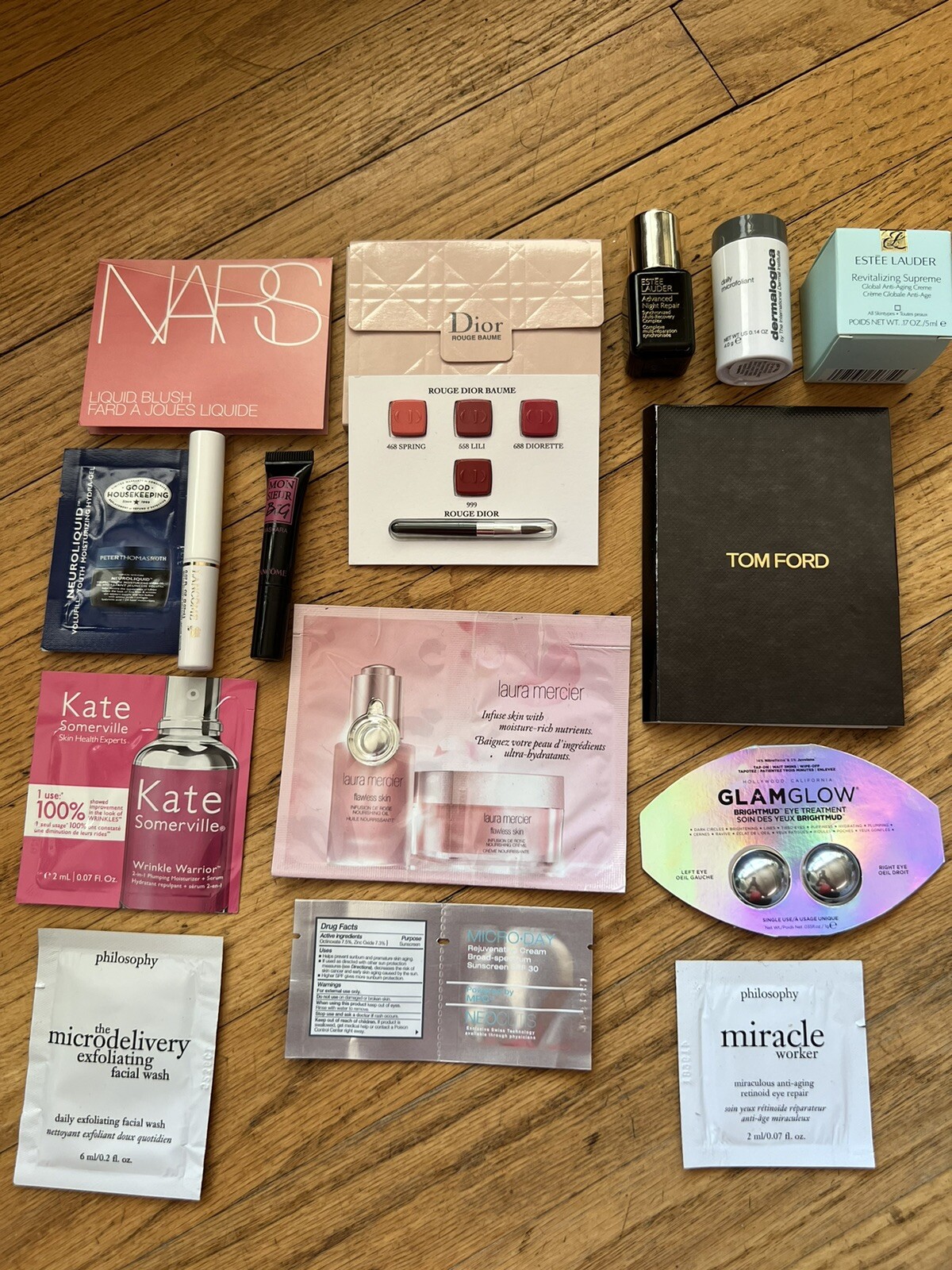 🌸 Tom Ford, Dior, Laura Mercier – Beauty Sample Lot – 15 Items 😻