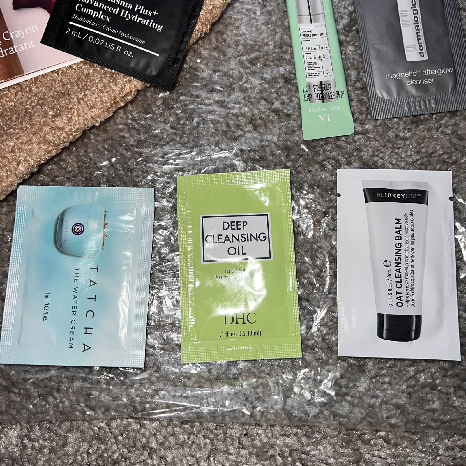Beauty Bag With Sample Size Women’s Skin Care, Hair Care, Makeup Products