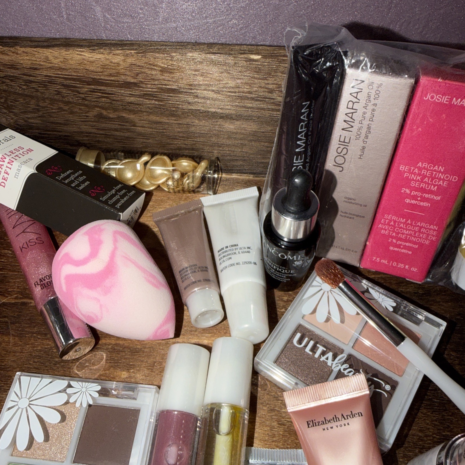 Lot 20 Deluxe / Travel Size Hair,Skin Care, Makeup Beauty Product Samples Bag HH