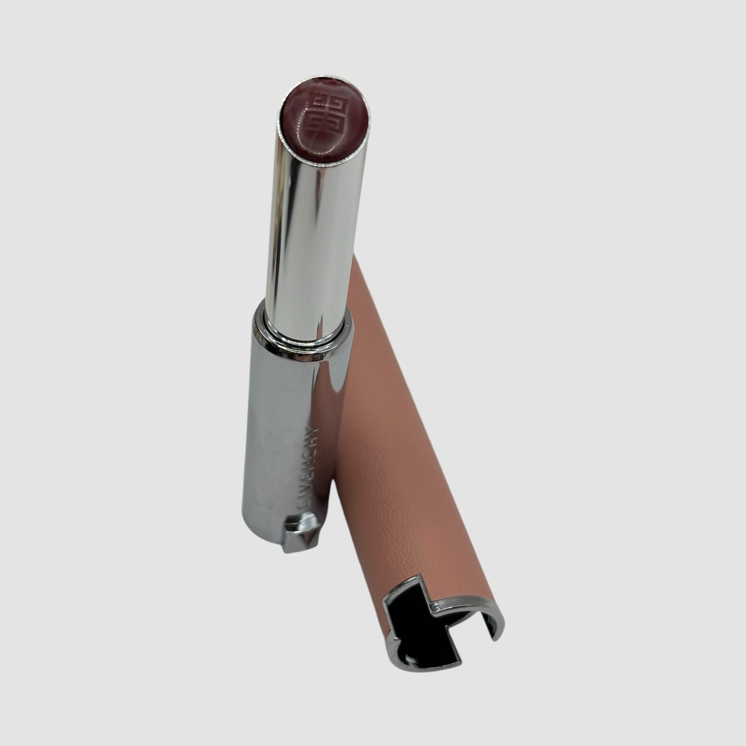 Givenchy Rose Perfecto Plumping Lip Balm in the shade 117 Chilling Brown 0.09oz