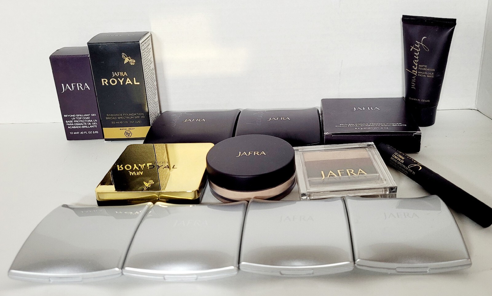 Collection of JAFRA Makeup, Lot Of 14 Items