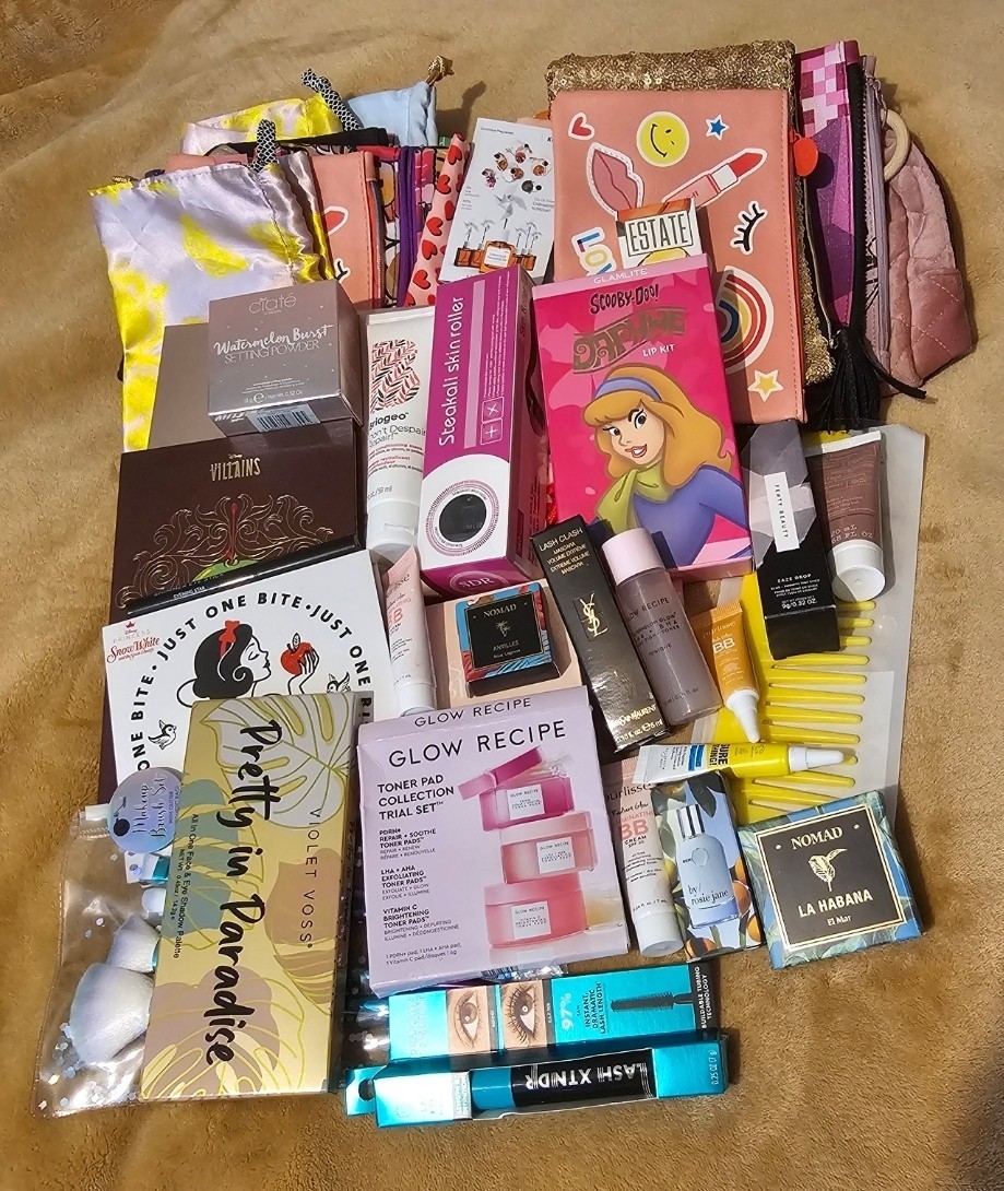 50 PIECE ASSORTED NAME BRAND COSMETICS