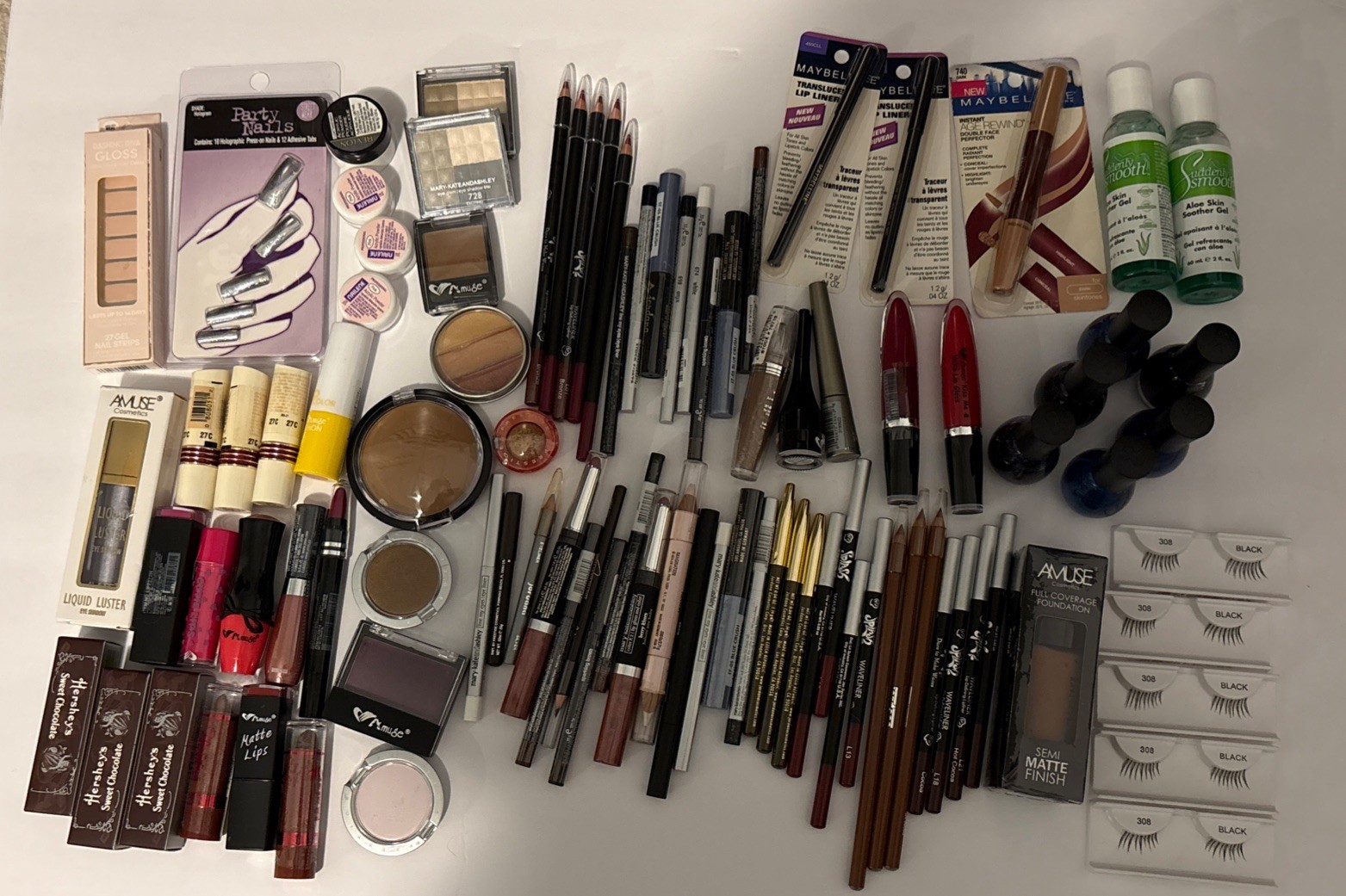 Makeup, Beauty Cosmetics Bundle Lot – 90 Pieces Assorted Wholesale-Resell