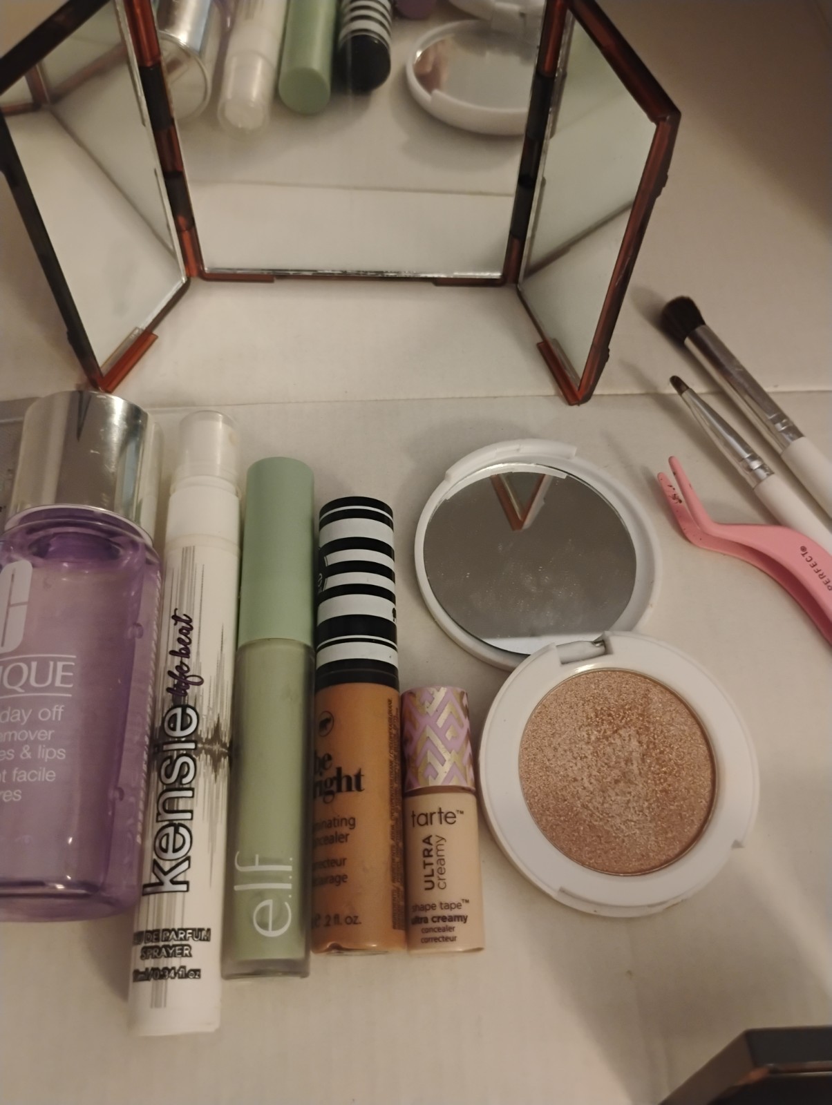 Mixed Makeup & Skin Care Beauty Bundle 29 Pieces, Assorted