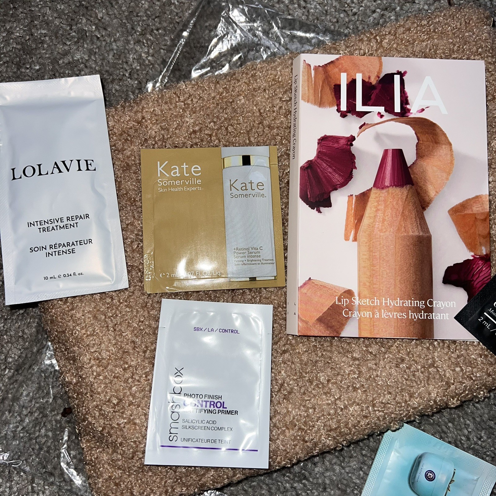 Beauty Bag With Sample Size Women’s Skin Care, Hair Care, Makeup Products