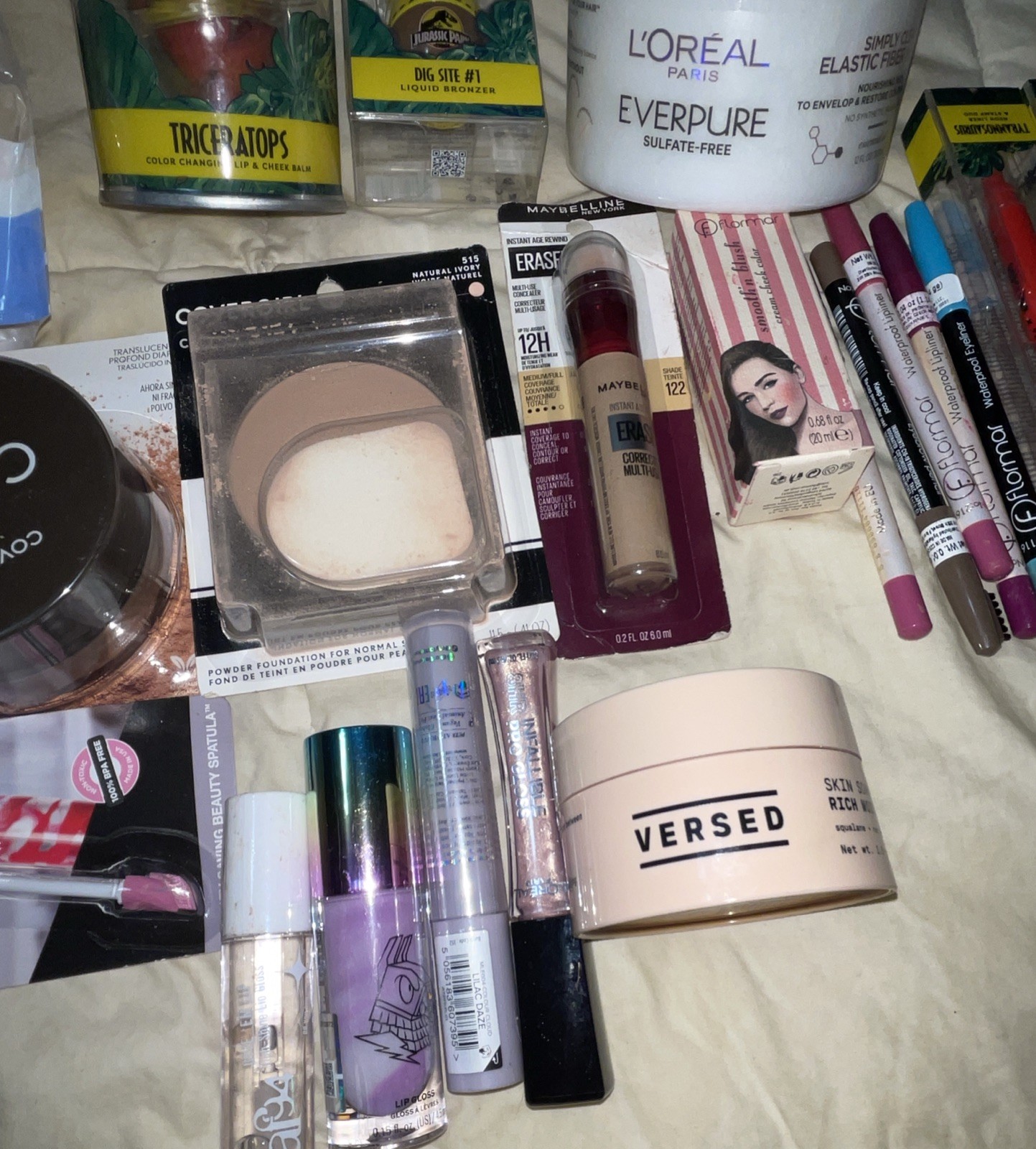 24 Piece Mixed Makeup Lot Revlon L’Oréal Flormar Covergirl Versed Blossom A