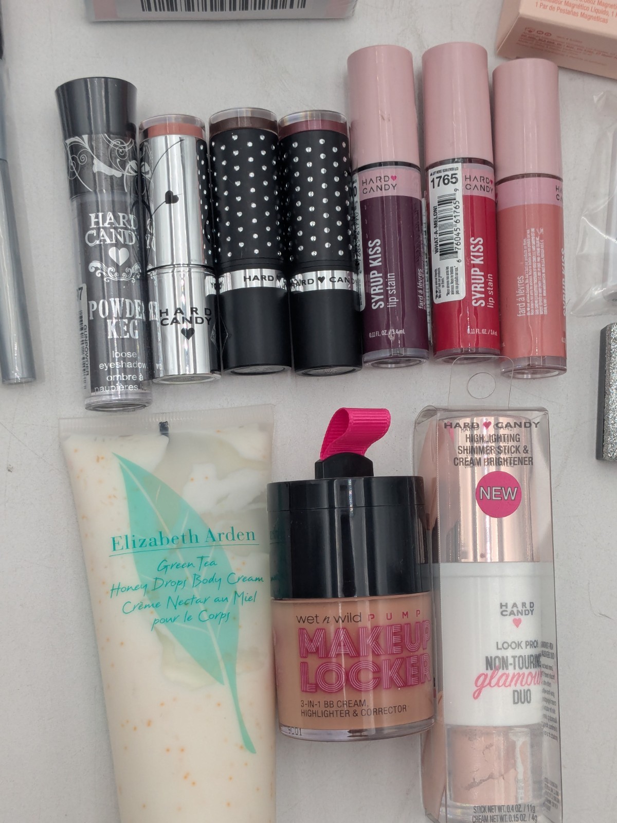 Makeup Beauty Set in Bag! You receive everything in photos. Over 30 pieces!