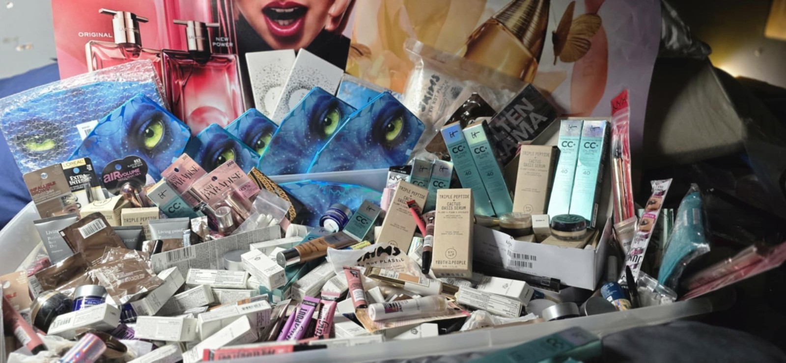 HUGE BEAUTY SURPRISE BOX $200 VALUE All NEW Items! Stocking STUFFERS 10-15 ITEMS