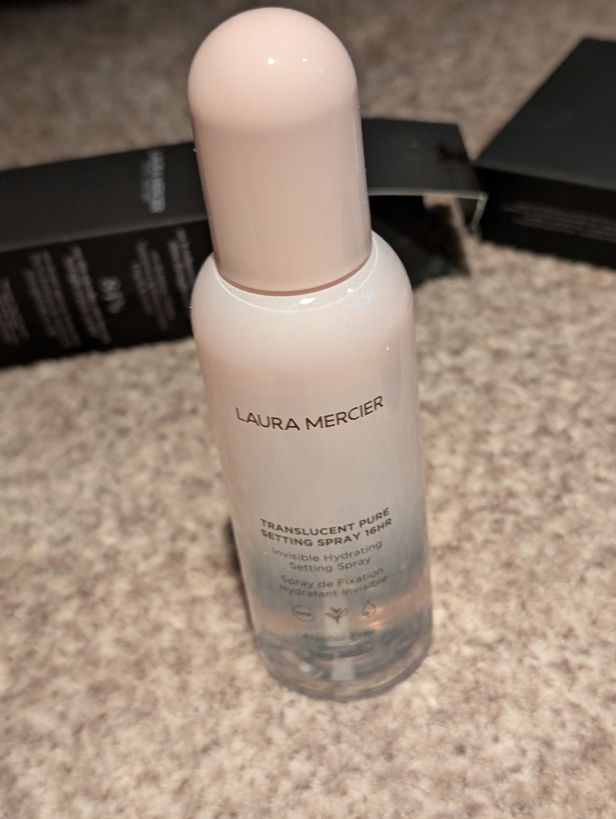 Lot of 2 Laura Mercier Foundation Powder & Translucent Pure Setting Spray